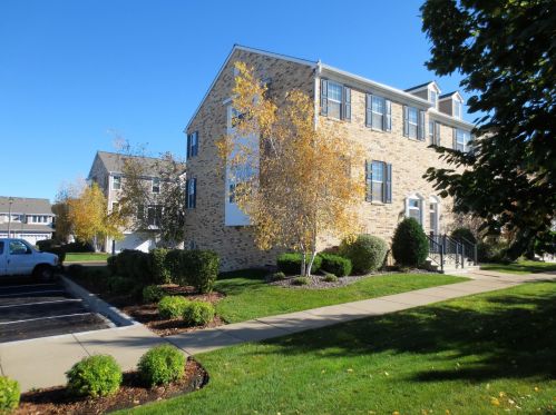 16281 50th Ave, Minneapolis MN  55446-3671 exterior