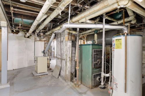 998 Grand Ave, Saint Paul MN 55102-2610 exterior