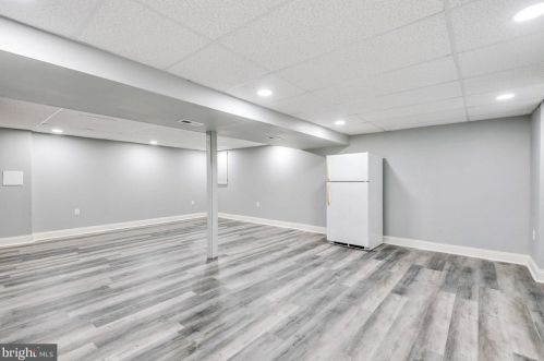 201 Newport Dr, Severna Park MD exterior