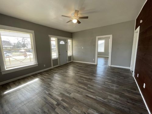 4301 Panola Ave, Fort Worth TX 76103-3039 exterior