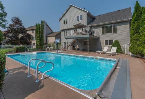 664 Bridle Ridge Rd, Saint Paul MN  55123-1681 exterior