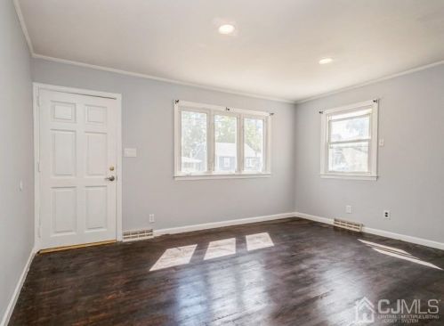 44 James Ave, Old Bridge, NJ 08857-1241
