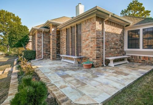 4222 Capstone Dr, Carrollton TX  75010-1208 exterior