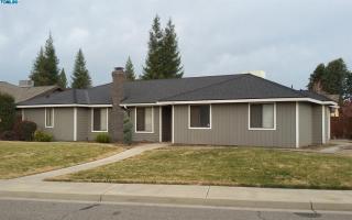 2744 Paradise Ave, Visalia, CA 93292-5626