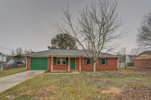 100 Grove Creek Dr, Locust Grove, GA 30248-3927