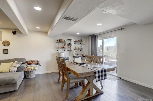 1246 Croke Dr, Denver CO  80260-5427 exterior
