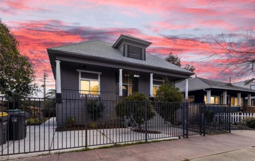 626 Oak St, Stockton, CA 95203-2305