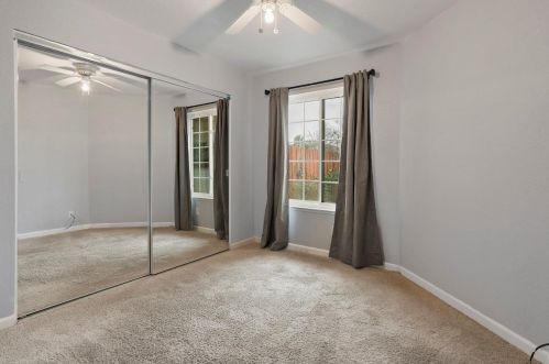 9420 Trenholm Dr, Elk Grove CA  95758-6533 exterior