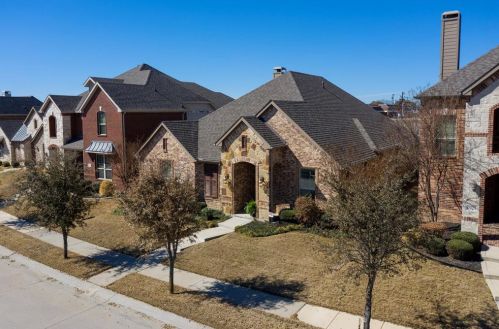 6921 Bobwhite Dr, Fort Worth, TX 76182-5203