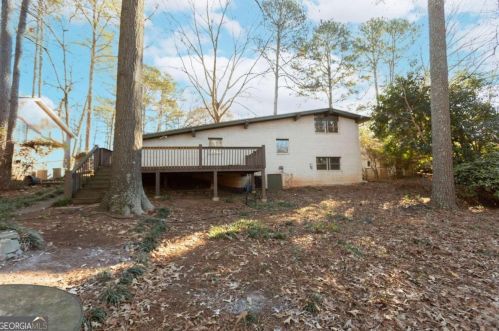4330 Hickory Wood Ln, Atlanta GA  30360-2620 exterior