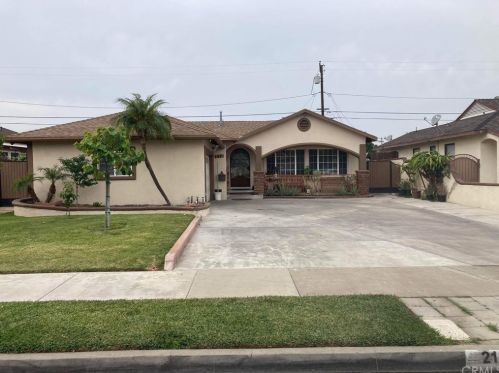213 Evergreen St, Anaheim, CA 92805-3430