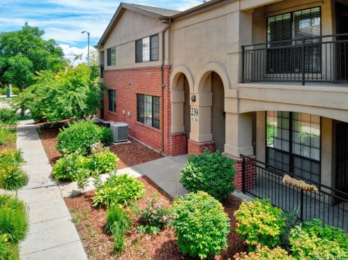 239 Quebec St, Denver CO  80220-6153 exterior