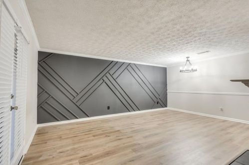 1605 Beaumont Cir, Duluth GA  30096-2676 exterior