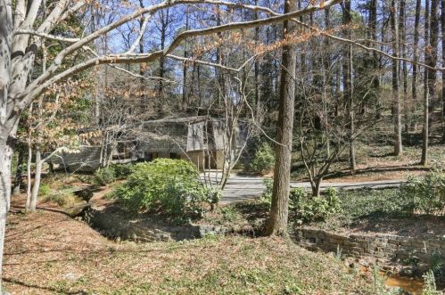 2235 Humility Ln, Atlanta GA  30319 exterior