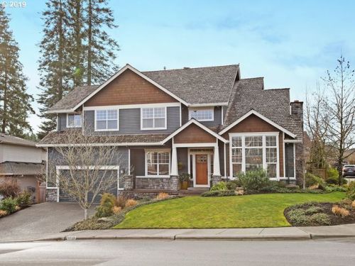 4479 Skycrest Pkwy, Portland, OR 97229-2387