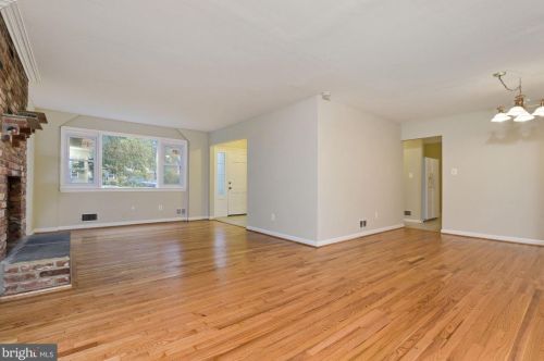 12817 Jingle Ln, Silver Spring MD 20906-3736 exterior