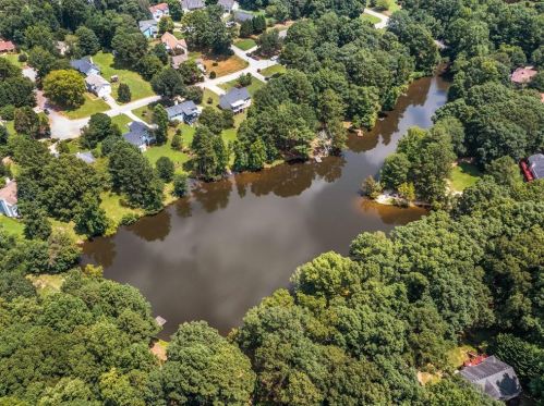 3890 Sundowner Ct, Conyers GA  30094-3870 exterior