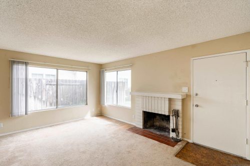 11280 Markab Dr, San Diego, CA 92126-1323