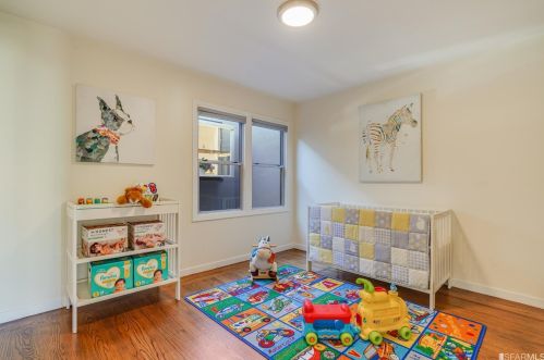 447 Girard St, San Francisco CA 94134-2109 exterior