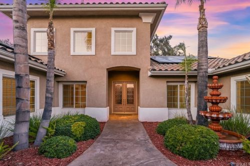 18470 Cactus Ave, Riverside, CA 92508-8738