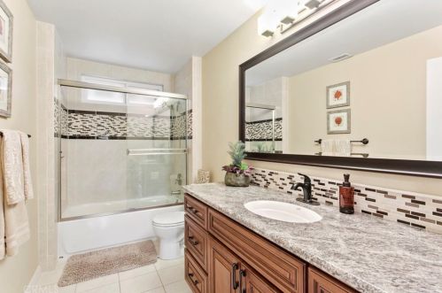 752 Fairway Ln, Anaheim CA  92807-4802 exterior
