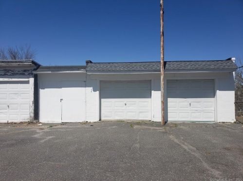1606 Baldwin St, Waterbury, CT 06706-2008