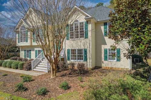60 Monte Ln, Jefferson, GA 30549-6904