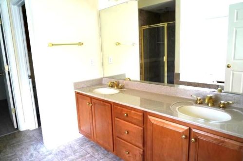 210 Fieldsborn Ct, Atlanta GA  30328-1000 exterior