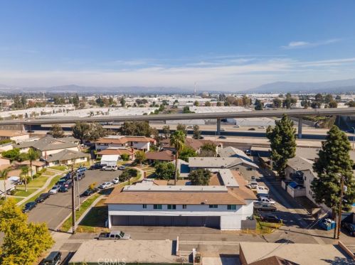 2650 Park Ln, Anaheim CA  92806-1728 exterior