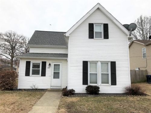 304 Dwight St, Albers, IL 62215-1045