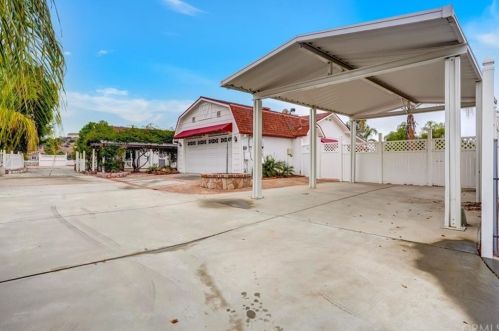 24433 Citrus Hill Rd, Wildomar, CA 92595-8185