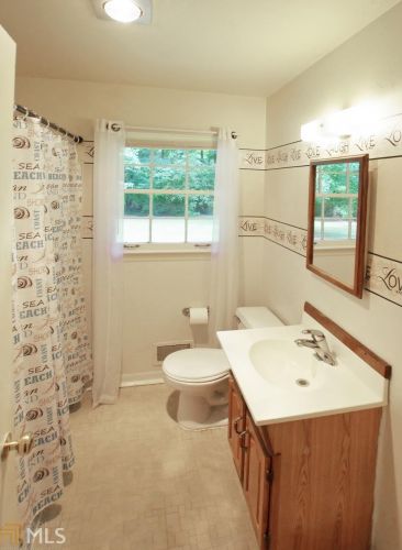 343 Hemphill Rd, Stockbridge GA  30281-2827 exterior
