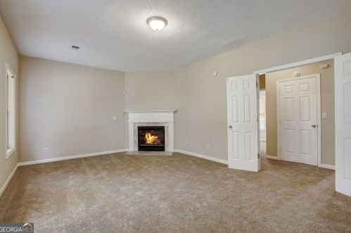 1645 Flat Shoals Rd, Atlanta GA  30349-6151 exterior