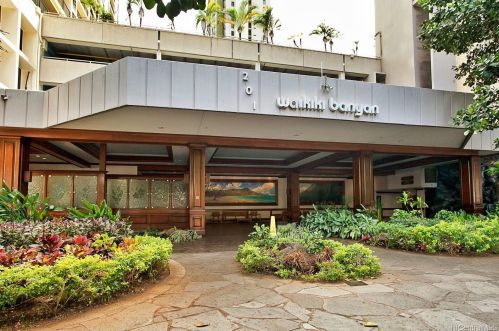 201 Ohua Ave, Honolulu HI  96815-3653 exterior