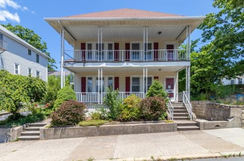 402 Cumberland Hill Rd, Woonsocket, RI 02895-4820