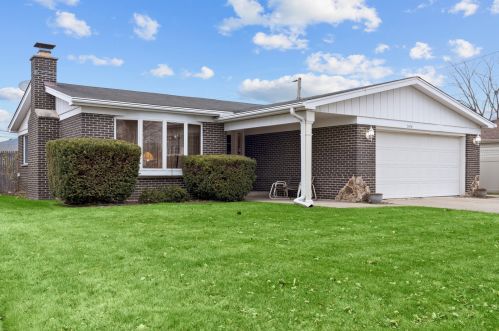 594 Jill Ct, Des Plaines, IL 60018-5531