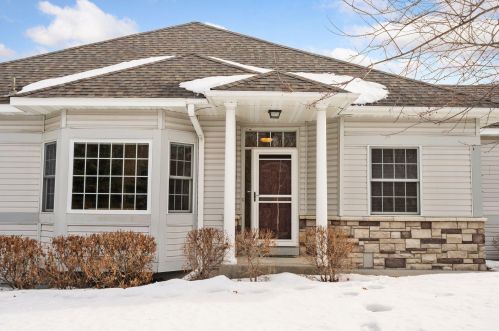 707 Gilfillan Ln, Saint Paul, MN 55127-7177
