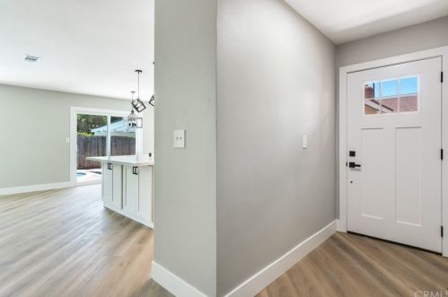 8536 Basswood Ave, Riverside CA  92504-2827 exterior