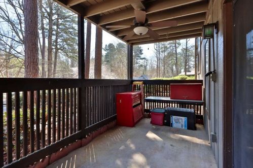1602 Cumberland Ct, Smyrna GA  30080-8659 exterior