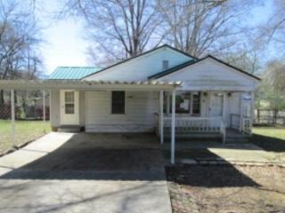 1213 Stacy Dr, Dalton, GA 30721-4013