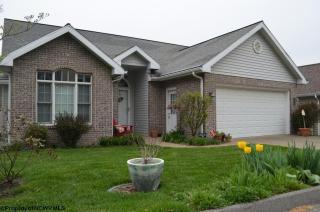 126 Cobblestone Cir, Morgantown, WV 26505-2757