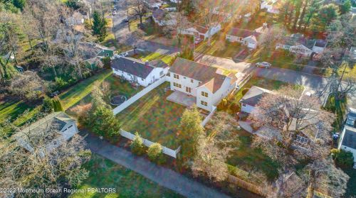 57 Louis Cir, Tinton Falls NJ  07701-6220 exterior