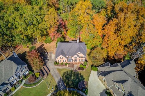 6053 Nature Path Ln, Buford, GA 30518-8157
