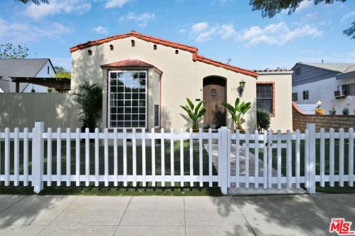 3113 Virginia Ave, Santa Monica, CA 90404-5033