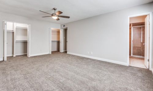 3451 Livingston Ln, Carrollton TX 75007-3212 exterior