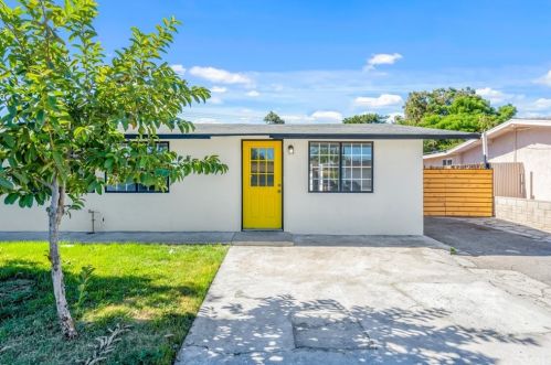 13252 16th St, Chino, CA 91710-4405