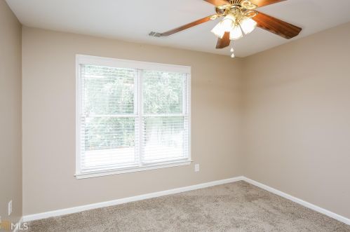 4645 Waterford Dr, Suwanee GA  30024-1459 exterior
