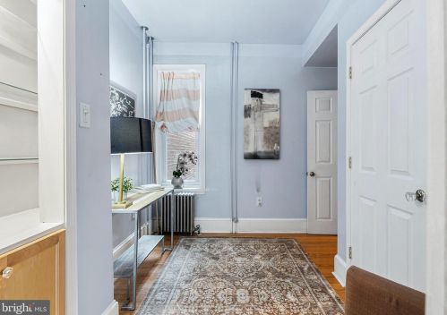 1510 10th St, Philadelphia PA 19147-6327 exterior