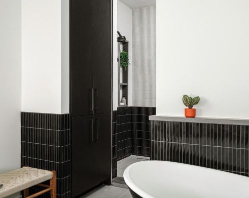 2721 Barton Skwy, Austin TX  78704-4647 exterior