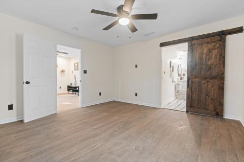 2525 Hood Ave, Atlanta GA  30318-6143 exterior